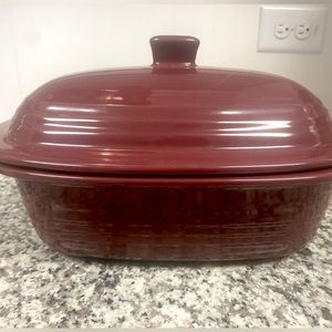 Deep Covered Stone Baker by Pampered Chef